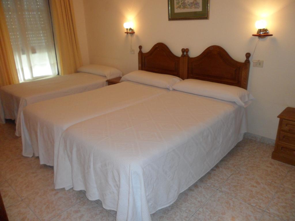 Hotel Avenida Baiona Sabaris Екстер'єр фото