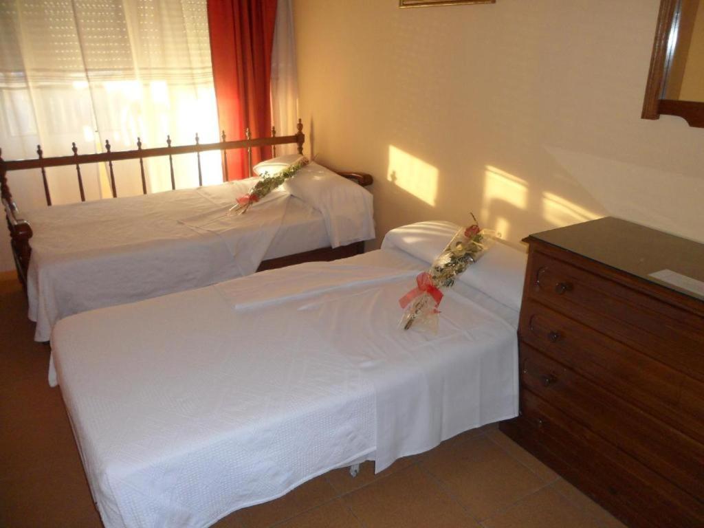 Hotel Avenida Baiona Sabaris Екстер'єр фото
