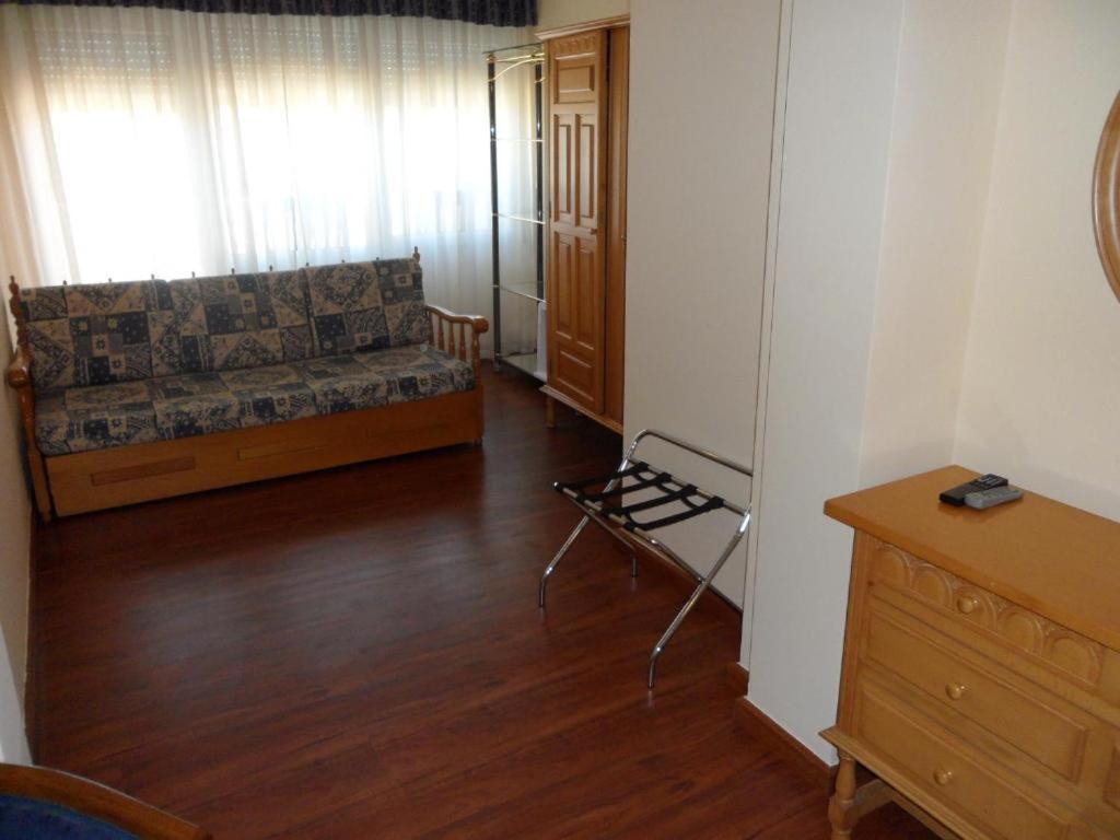 Hotel Avenida Baiona Sabaris Екстер'єр фото