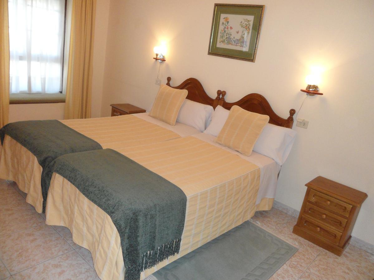 Hotel Avenida Baiona Sabaris Екстер'єр фото