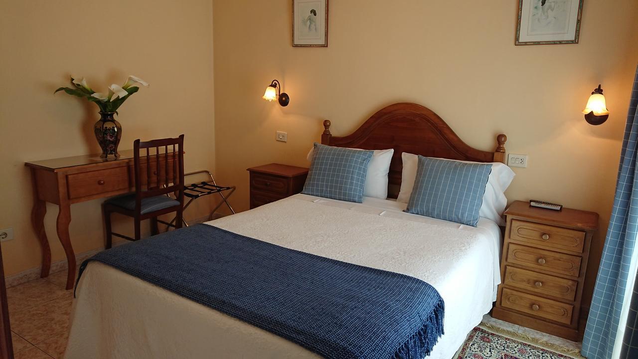 Hotel Avenida Baiona Sabaris Екстер'єр фото